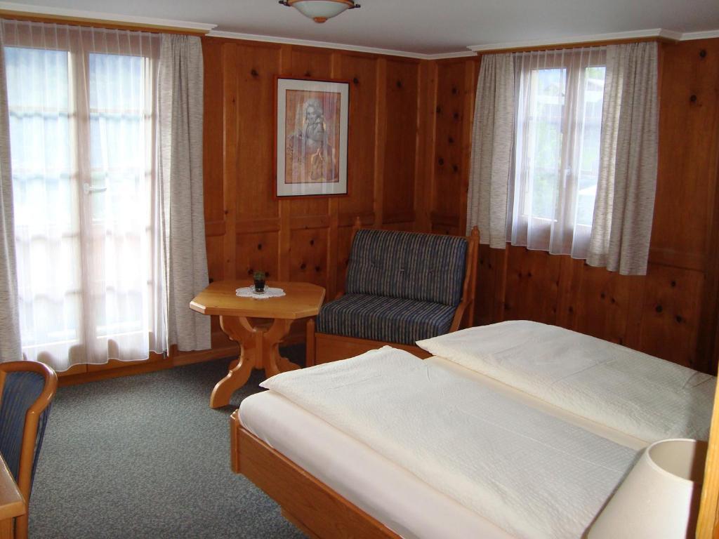 Hotel Restaurant Alpenblick Ernen Chambre photo