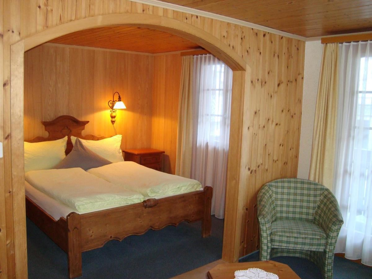 Hotel Restaurant Alpenblick Ernen Extérieur photo